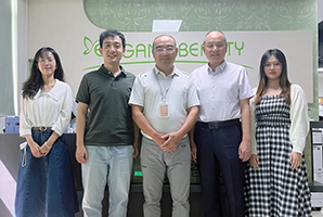 共建美好社会丨慈善与发展同行，爱心与责任并肩，鹏湾公益走访理事企业深圳市kok电竞娱乐
